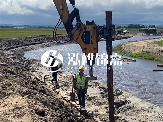 水上打松木樁聯(lián)系電話(huà)-工地比較遠可以接嗎？